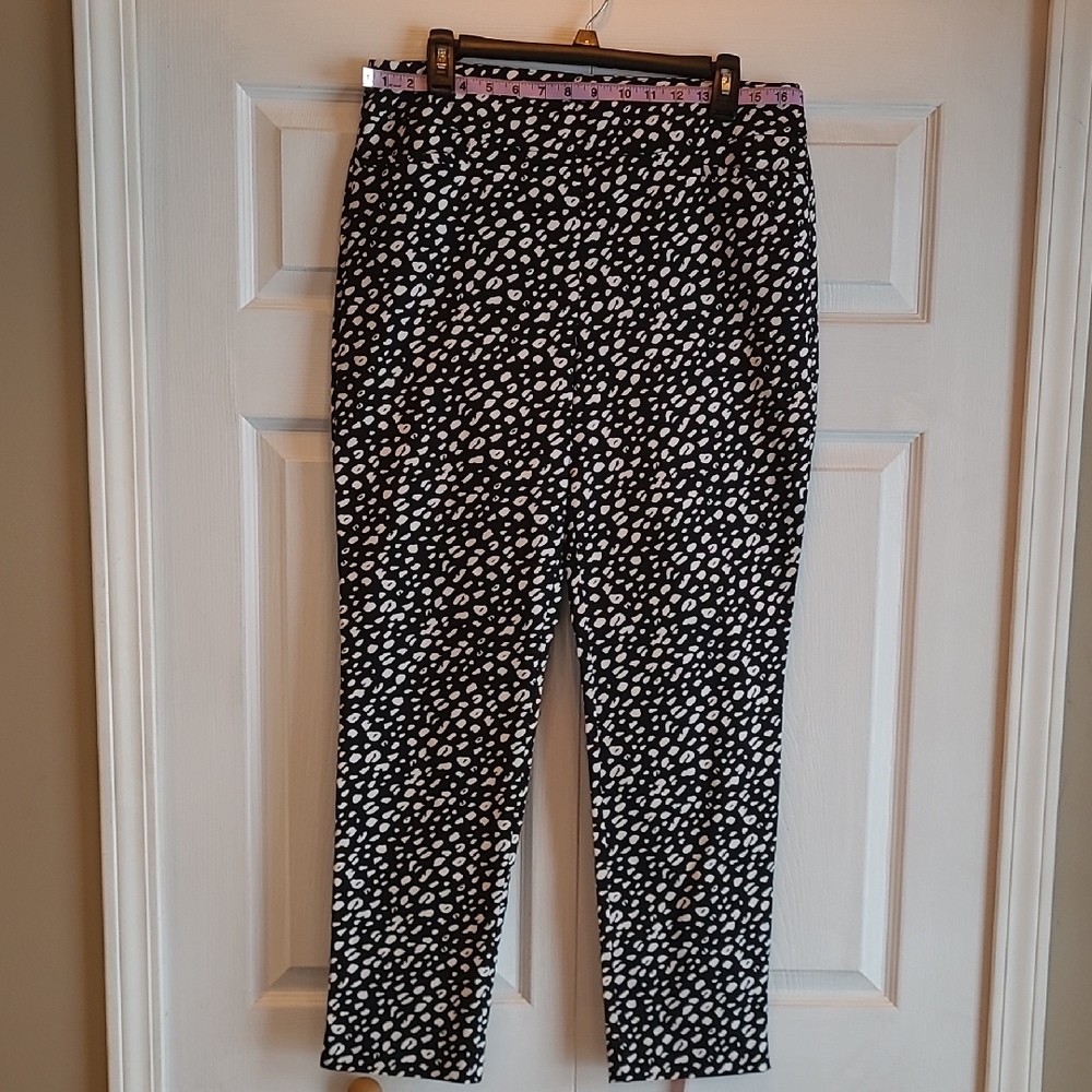 Chico's Black and White Patterned Pants
